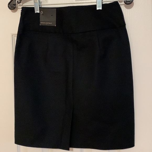[NWT] Black Banana Republic skirt | Size: 0 - Picture 5 of 7